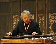 昌吉回族自治州古琴演奏家（杨青）的演奏特点与风格