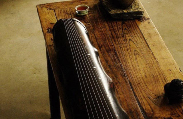 昌吉回族自治州古琴蕴含的传统文化，一把古琴制备出来要两年的时间